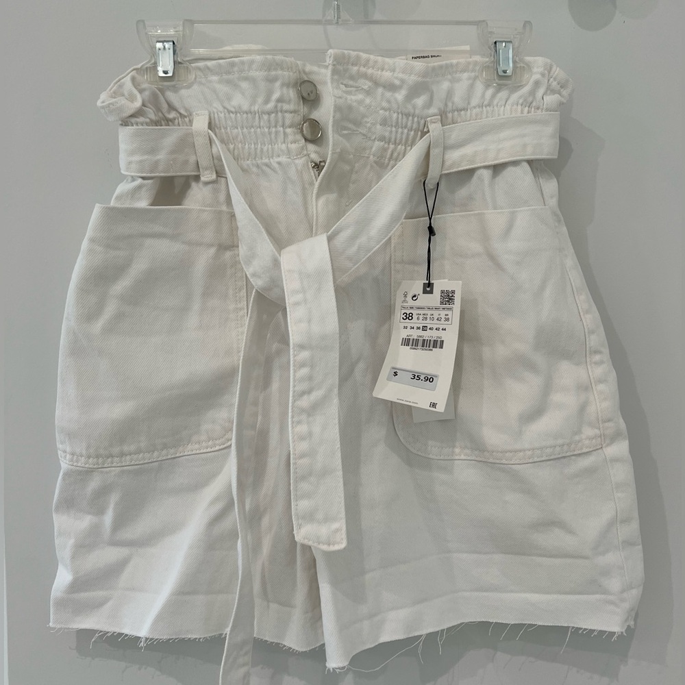 Zara denim white shorts size 6 newest tags
Paper bag waste with Tie